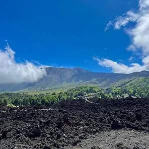  Apartment Etna Accogliente Nel Cuore Di Italien